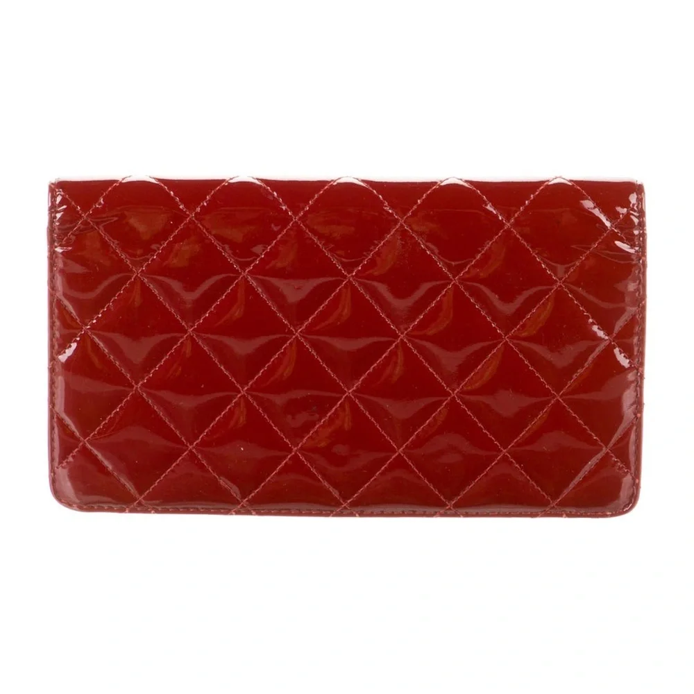 CHANEL Red Quilted Patent Leather Wallet with Silver CC Logo